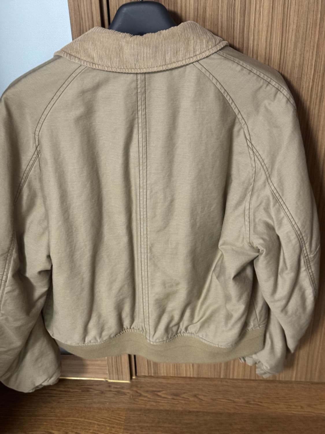 벨리에 시티 플라이트자켓 베이지 상품이미지2