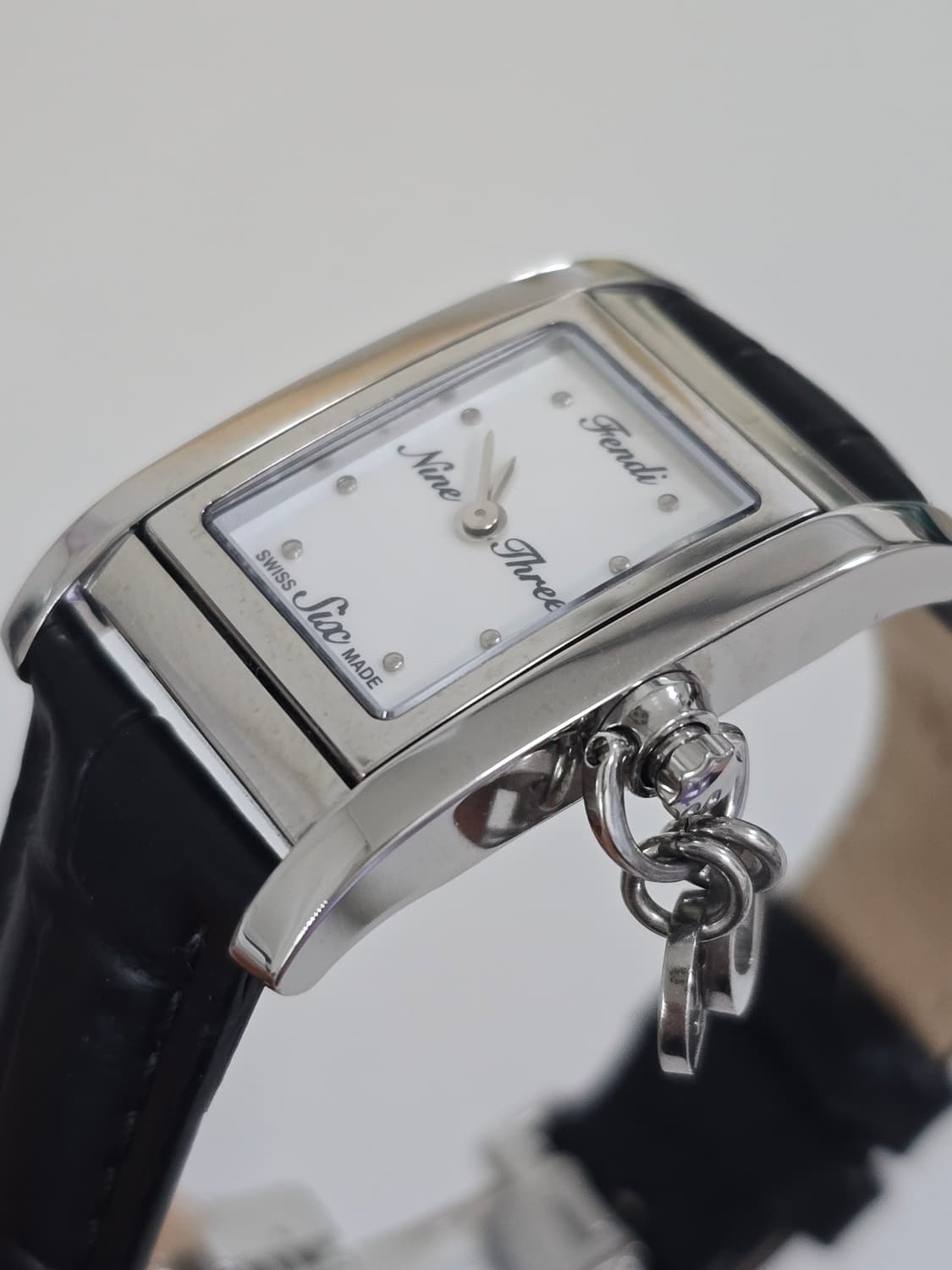 FENDI white dial turn case watch / 펜디 시계 상품이미지5