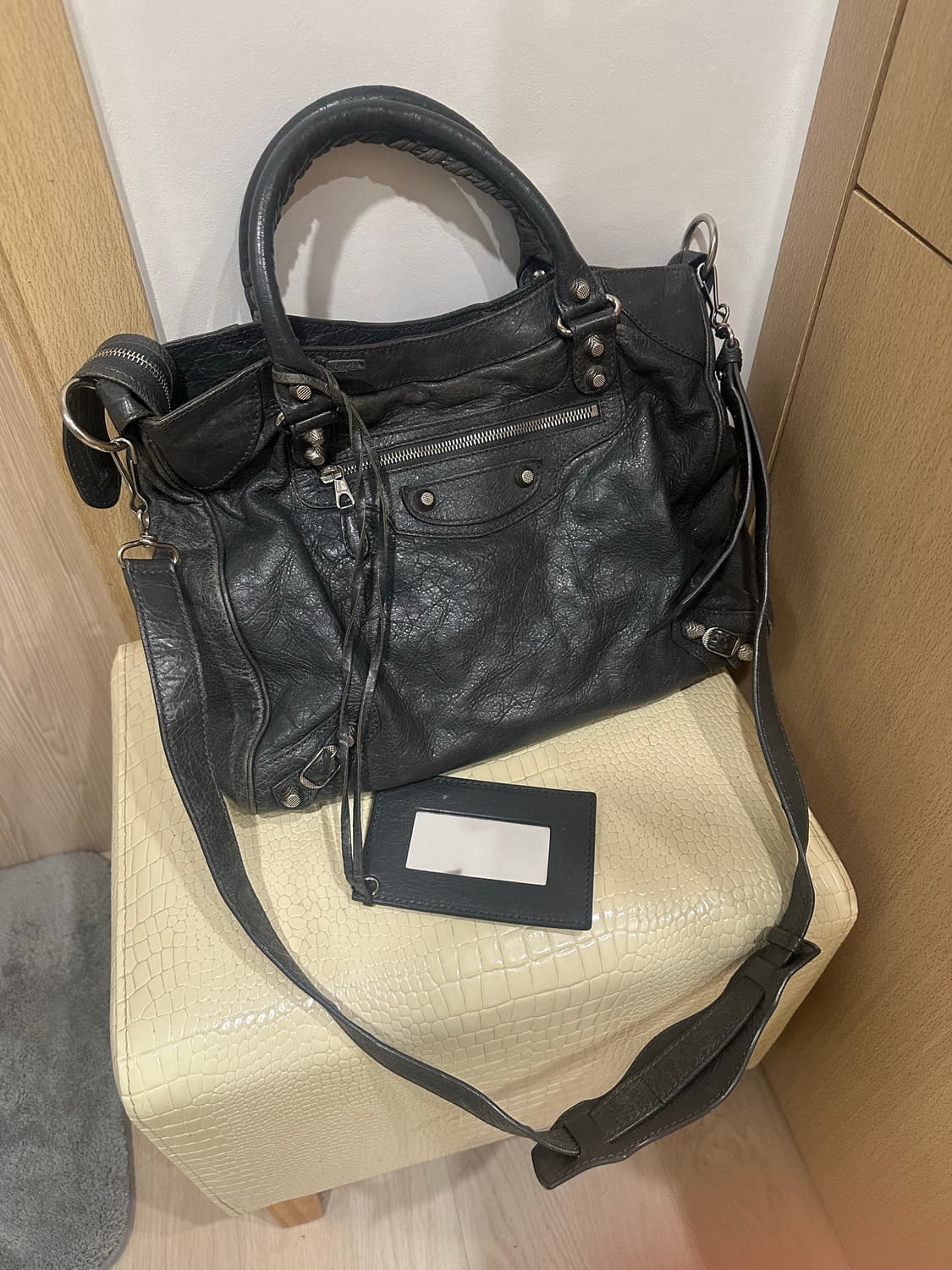 발렌시아가모터백 상품이미지8