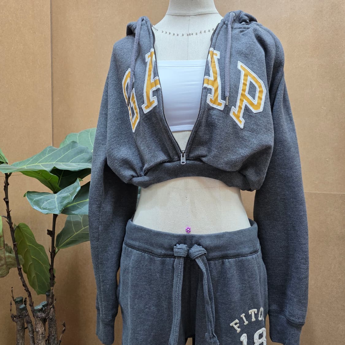 갭 언더붑 크롭탑 후드티 상품이미지2