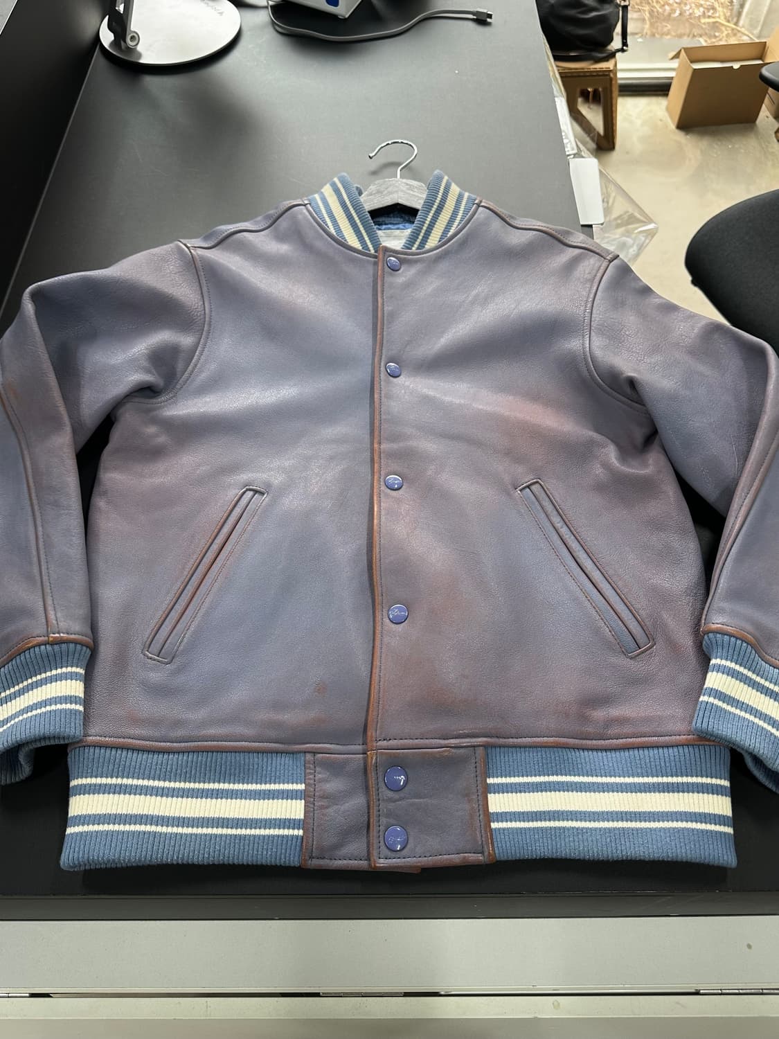 슈프림 19SS 원 레더 바시티자켓 블루 상품이미지8