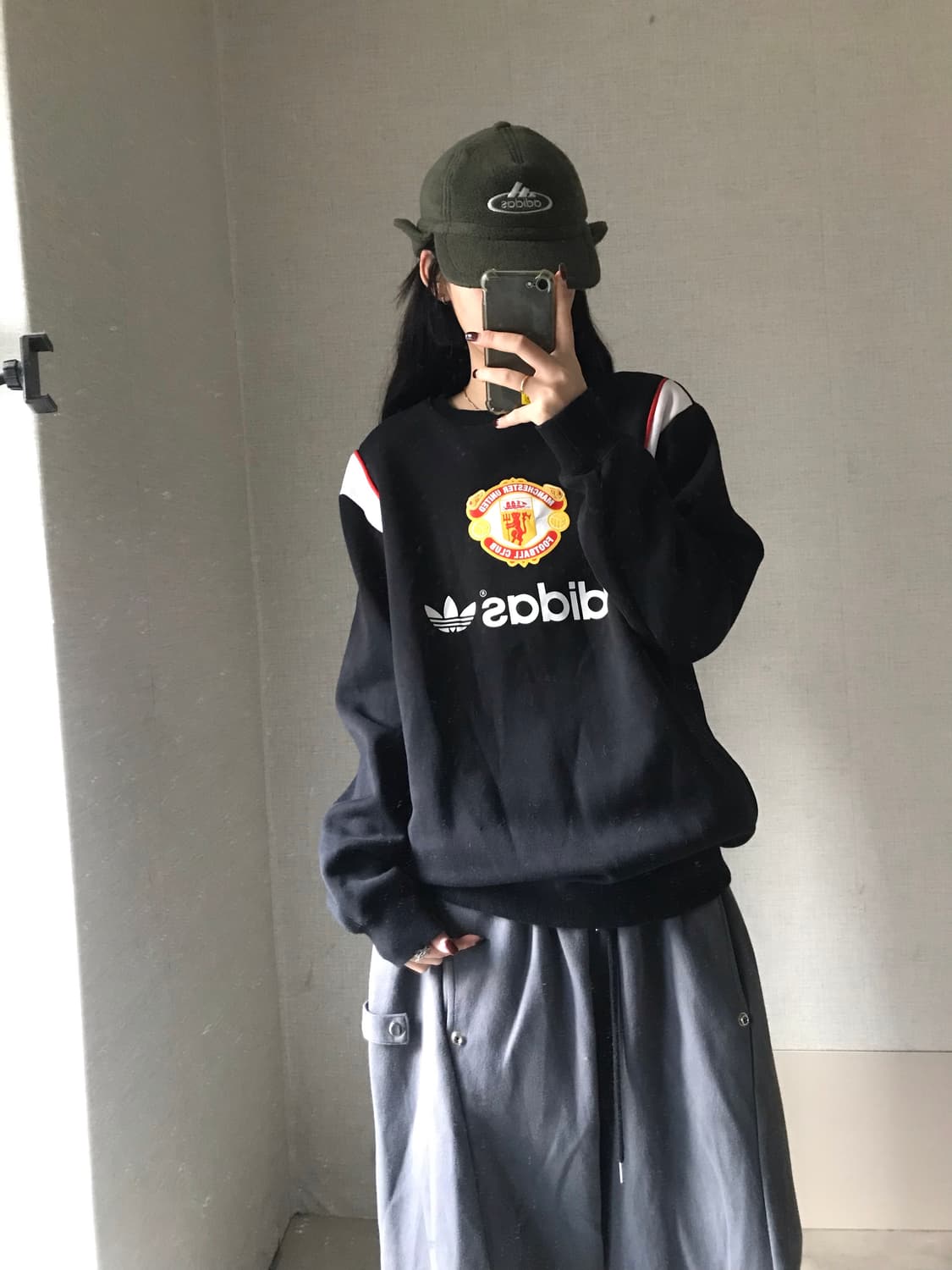 아디다스 맨유 맨투맨 상품이미지4