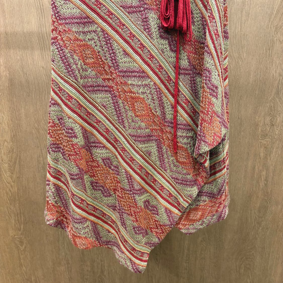 폴로 랄프 로렌 롱 스커트 멀티 스트라이프 패턴 랩 타이 디테일 레드 상품이미지5