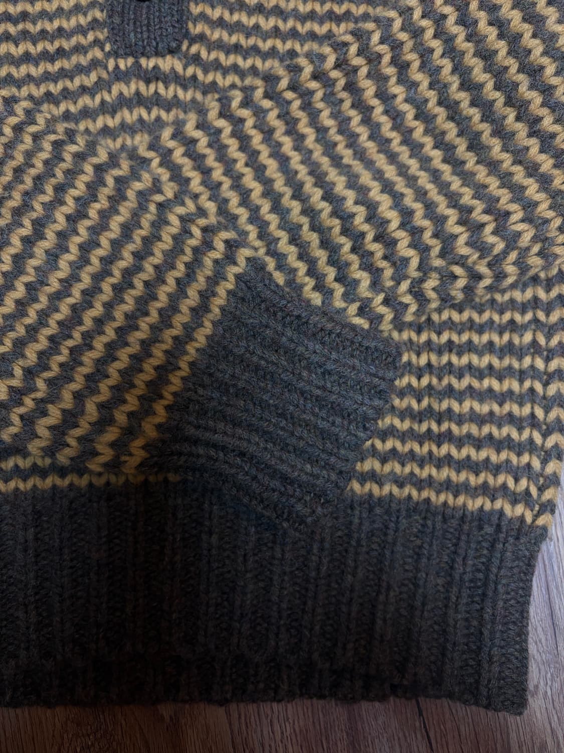 컬러컬러 AURORA HIGH-NECK KNIT (persimmon) 상품이미지1