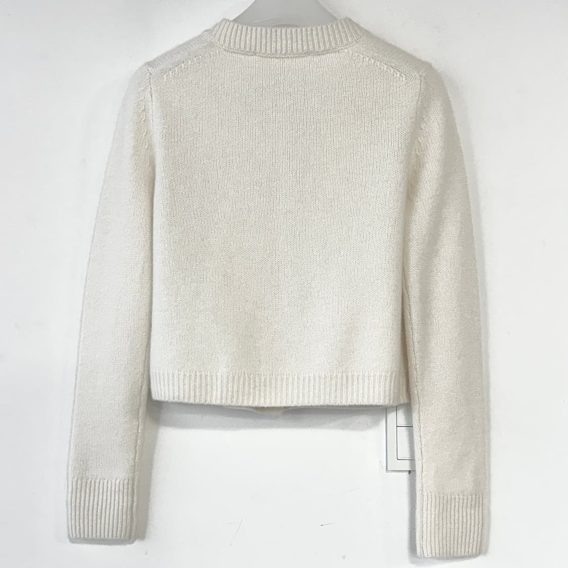 아떼 24 캐시미어100% 크롭 가디건 상품이미지5