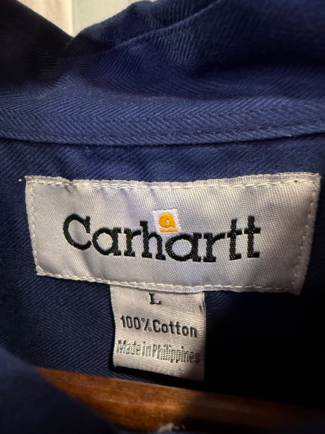 칼하트 네이비 반팔셔츠 상품이미지2