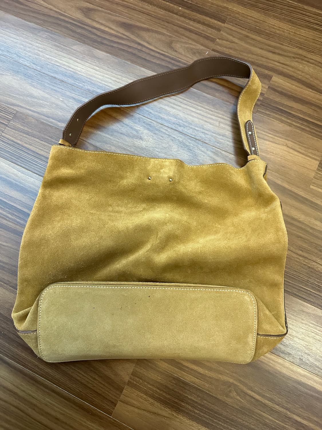 Massimo Dutti 스웨이드 숄더백 상품이미지3