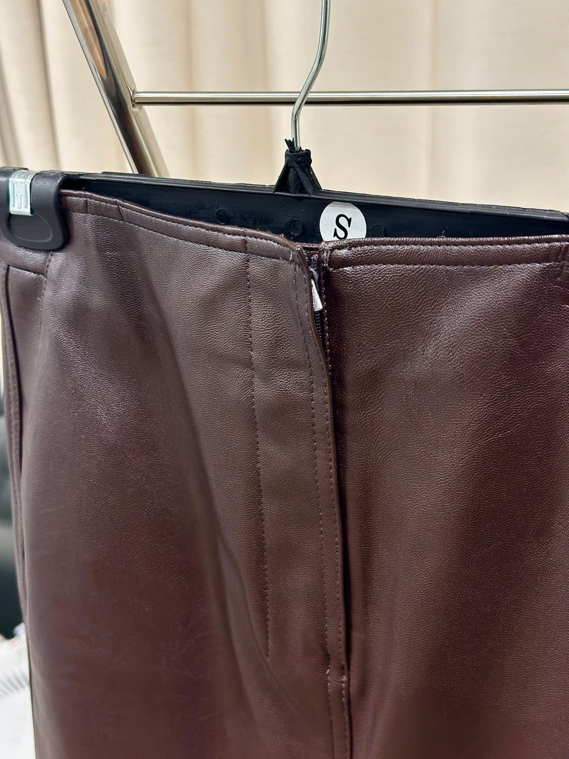 [쉬즈미스] 슬릿 레더 스커트 55 상품이미지7