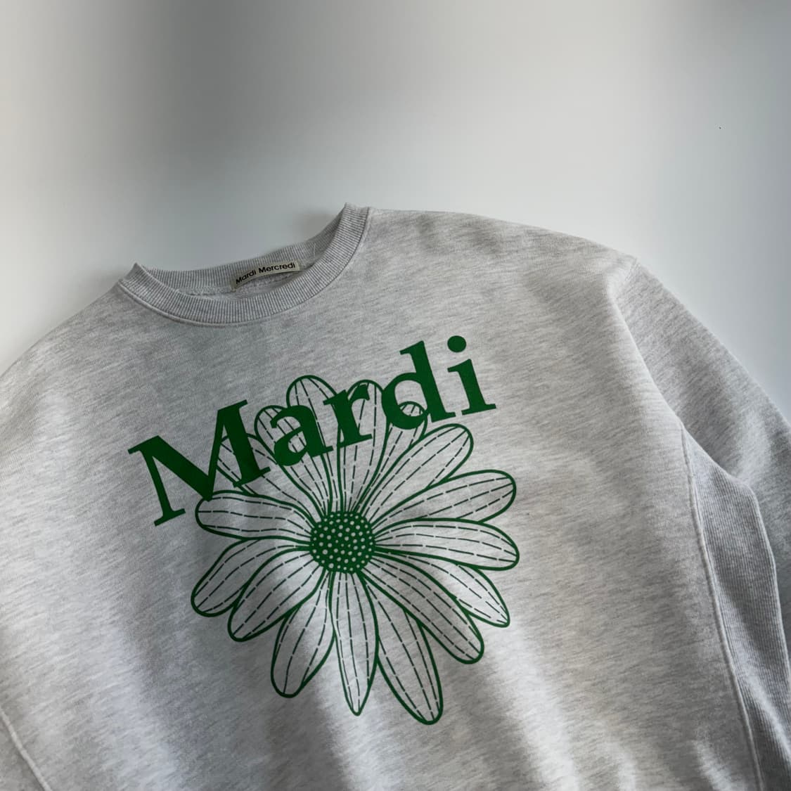 Mardi Mercredi 마르디메크르디 그린 로고 멜란지 맨투맨  상품이미지4