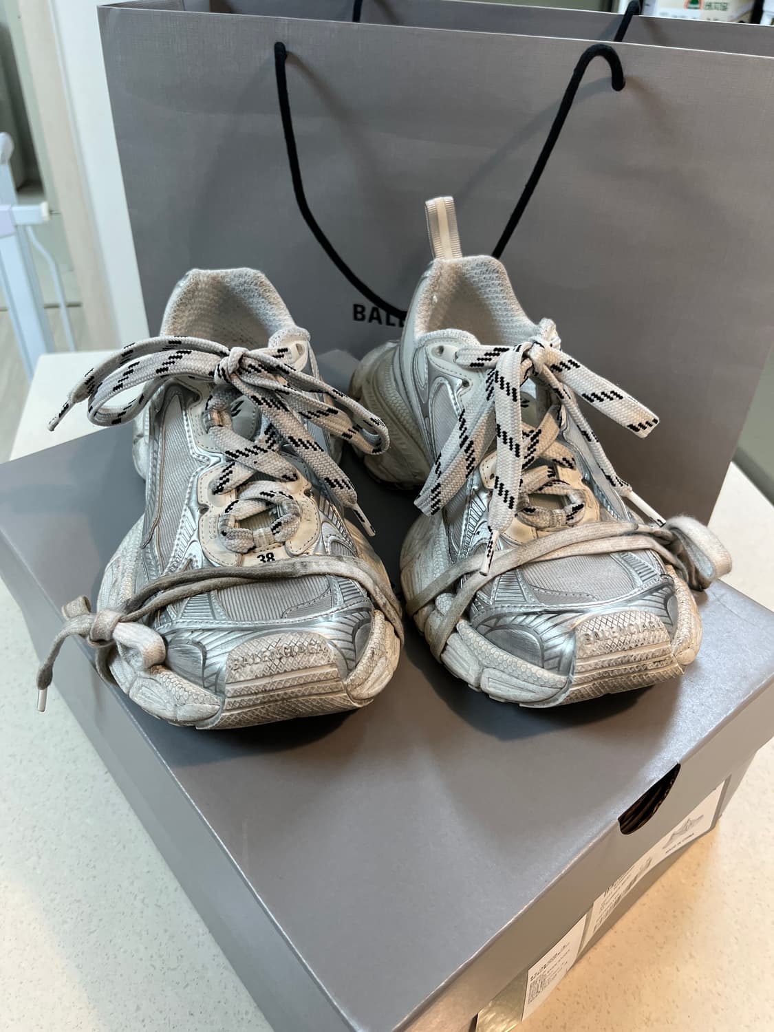 발렌시아가 3XL 썸머메쉬 스니커즈 화이트실버 상품이미지1