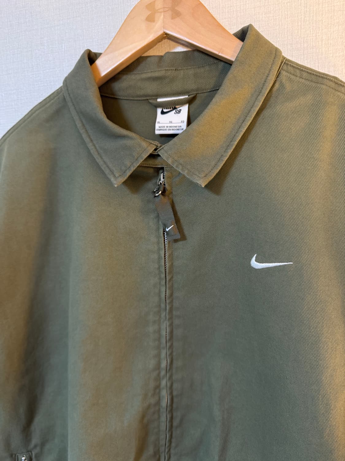 [XL]나이키 SB 경량 스케이트보딩 자켓 올리브 상품이미지3