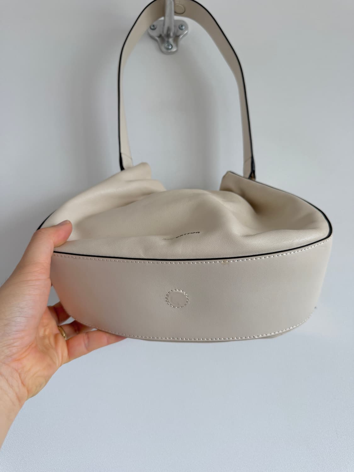 조이그라이슨(Joygryson) 레더 숄더백(체인 및 크로스스트랩 포함) 상품이미지8