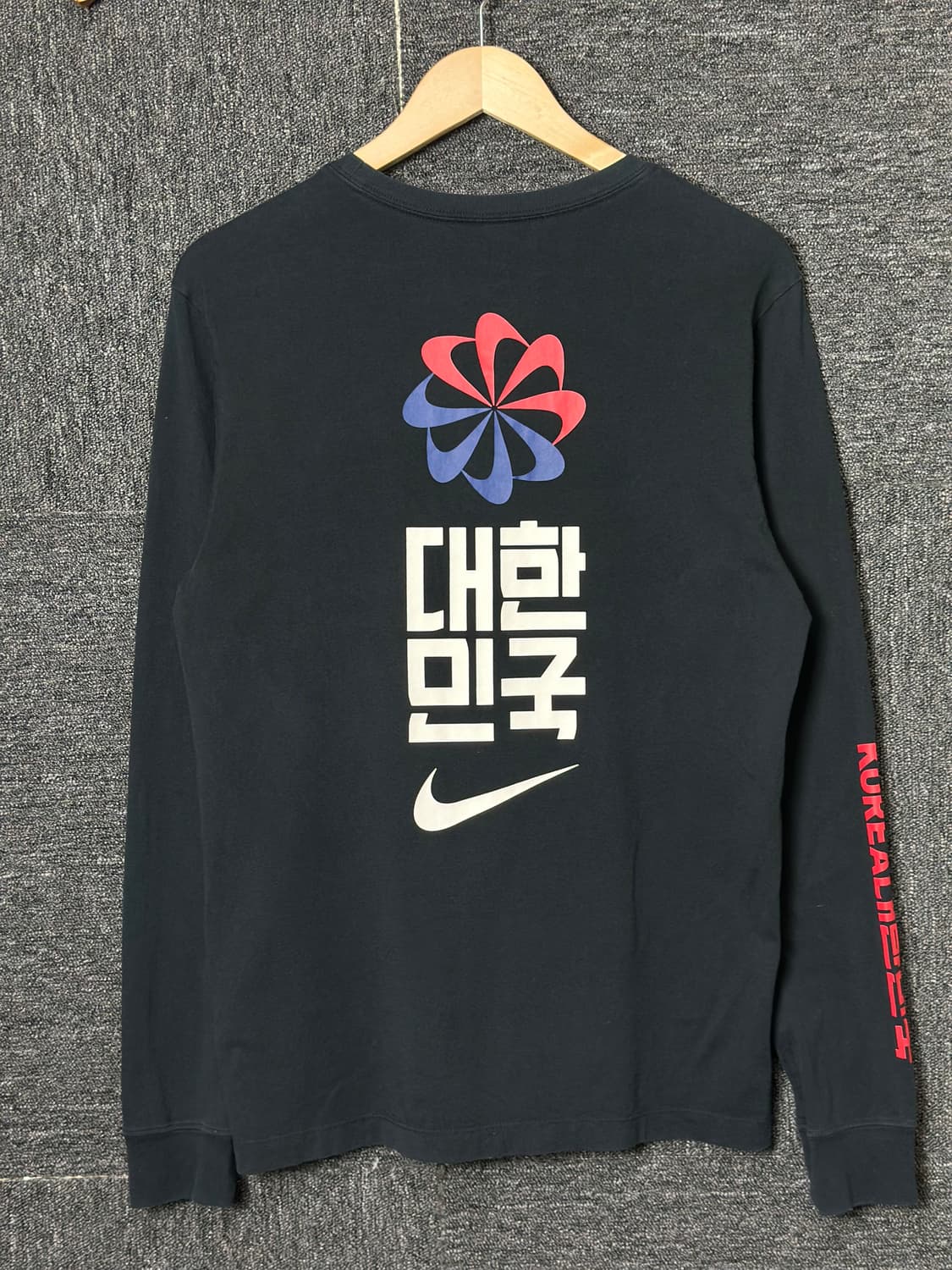 나이키 코리아 긴팔티 L (100) 블랙 상품이미지1