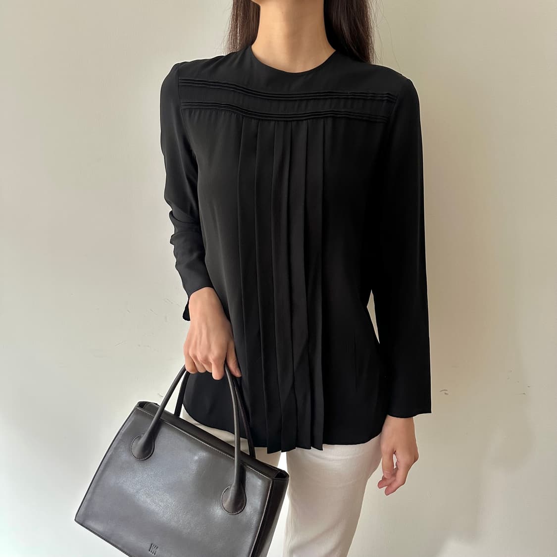 미우미우 miu miu 디테일 실크 블라우스 상품이미지1