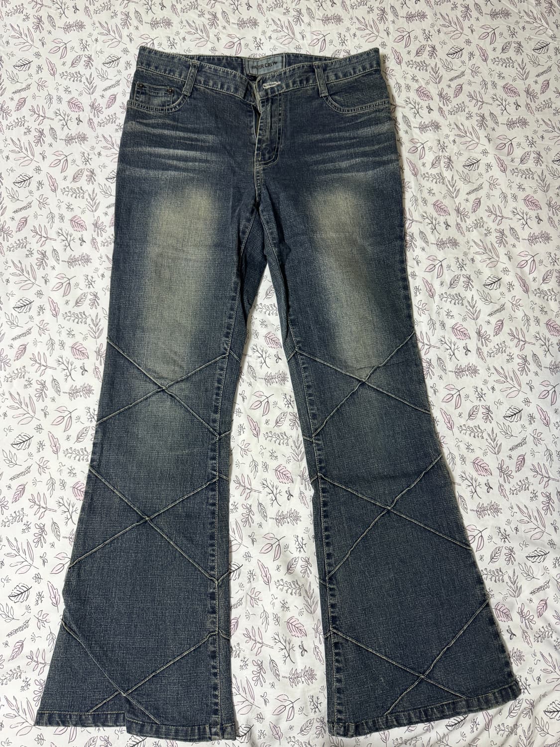 INTERCREW BOOTCUT JEANS 상품이미지1