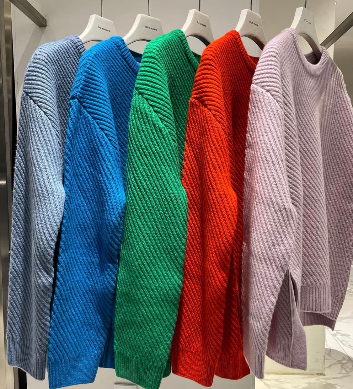 솔리드옴므 22FW 니트 상품이미지2