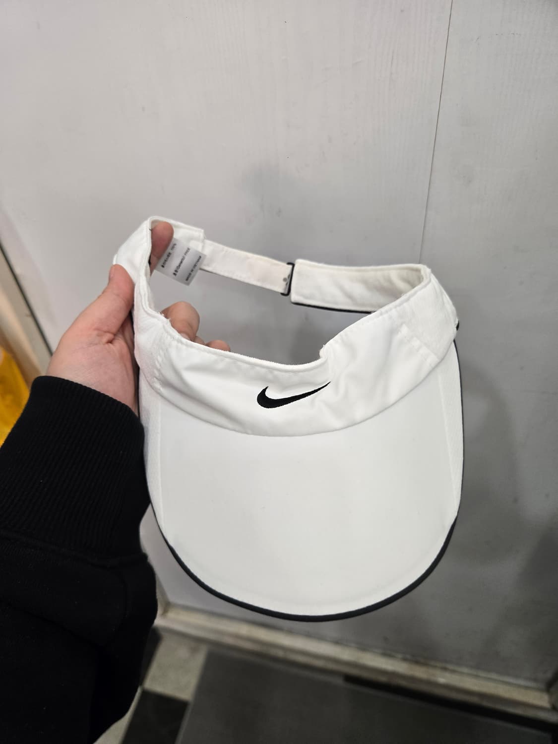 FREE사이즈 )) NIKE 나이키 썬캡 모자! 화이트 & 블랙 상품이미지1