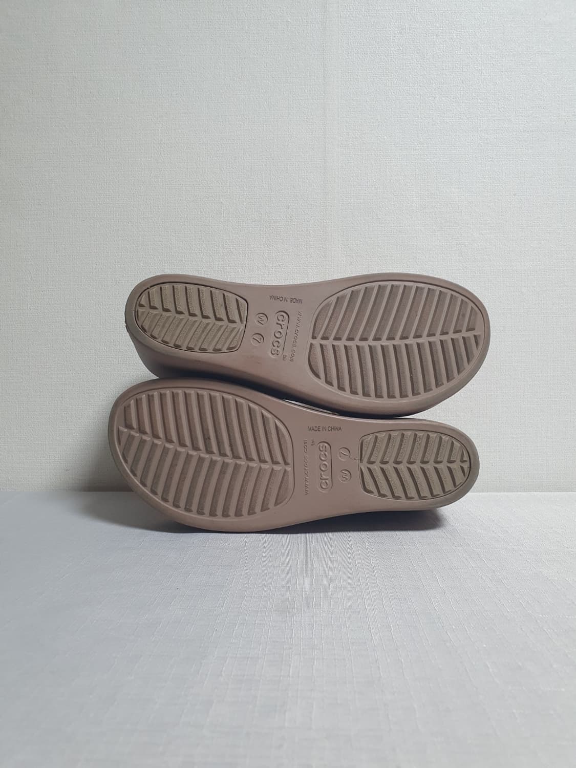240mm 크록스 브루클린 하이 웨지 샌들 아이보리  상품이미지8