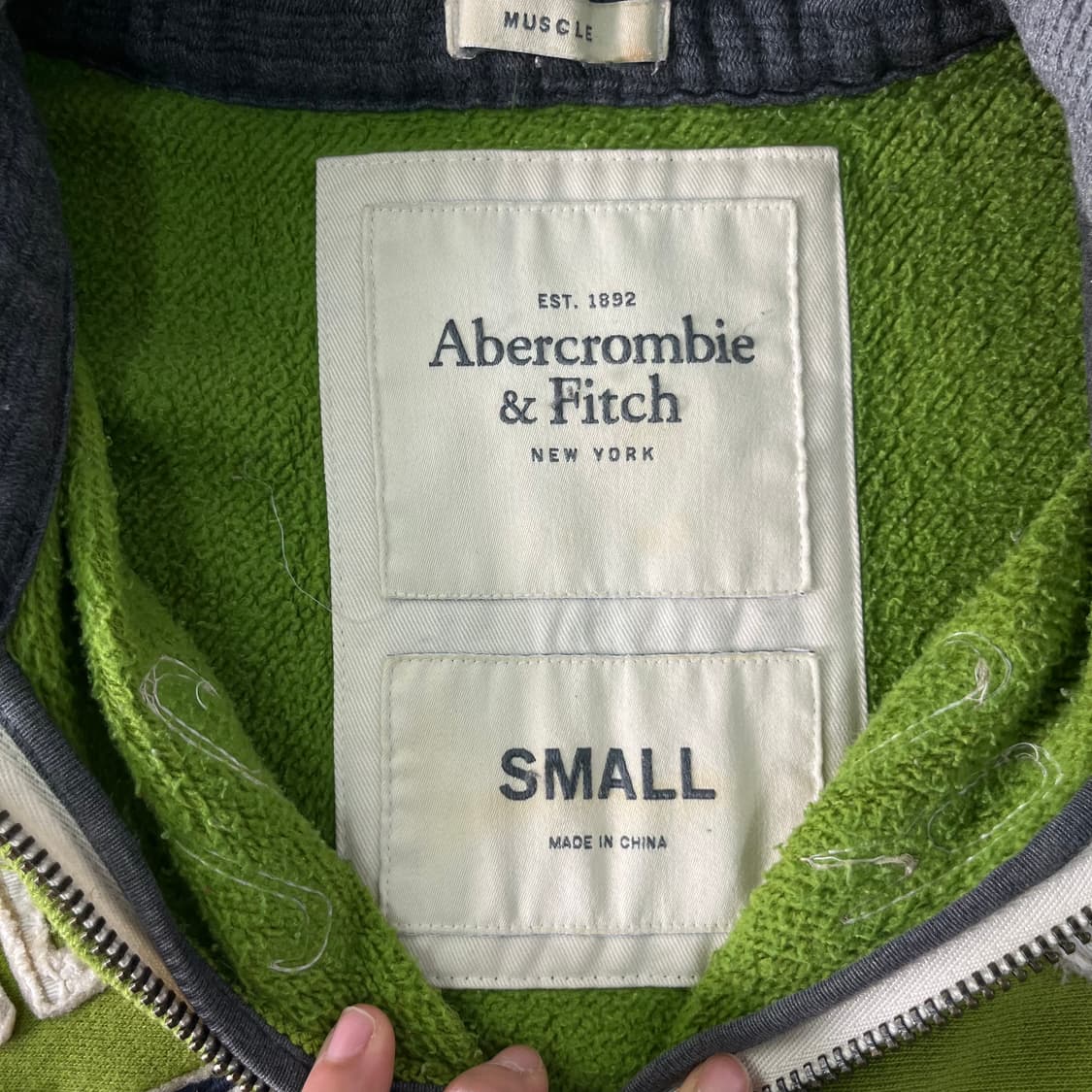 95 아베크롬비 y2k 양호원 그린 데미지 후드집업 상품이미지3