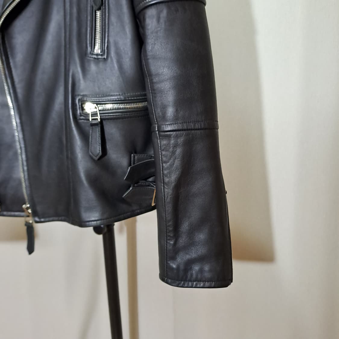 (택포) 셀렉티즘 양가죽 엠보 자켓 1 B338 상품이미지4