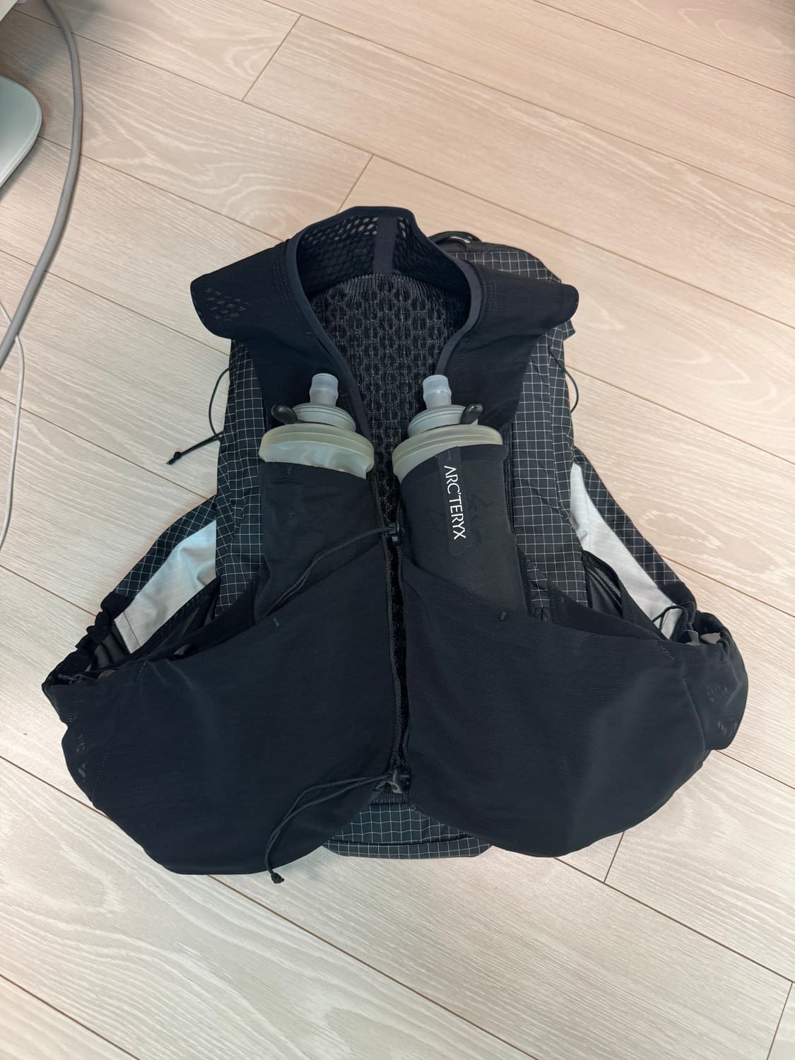 아크테릭스 노반14 베스트 블랙 상품이미지1