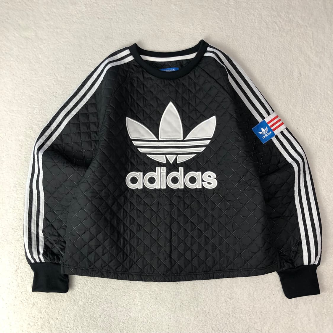 아디다스 리타오라 퀄팅 맨투맨 상품이미지1