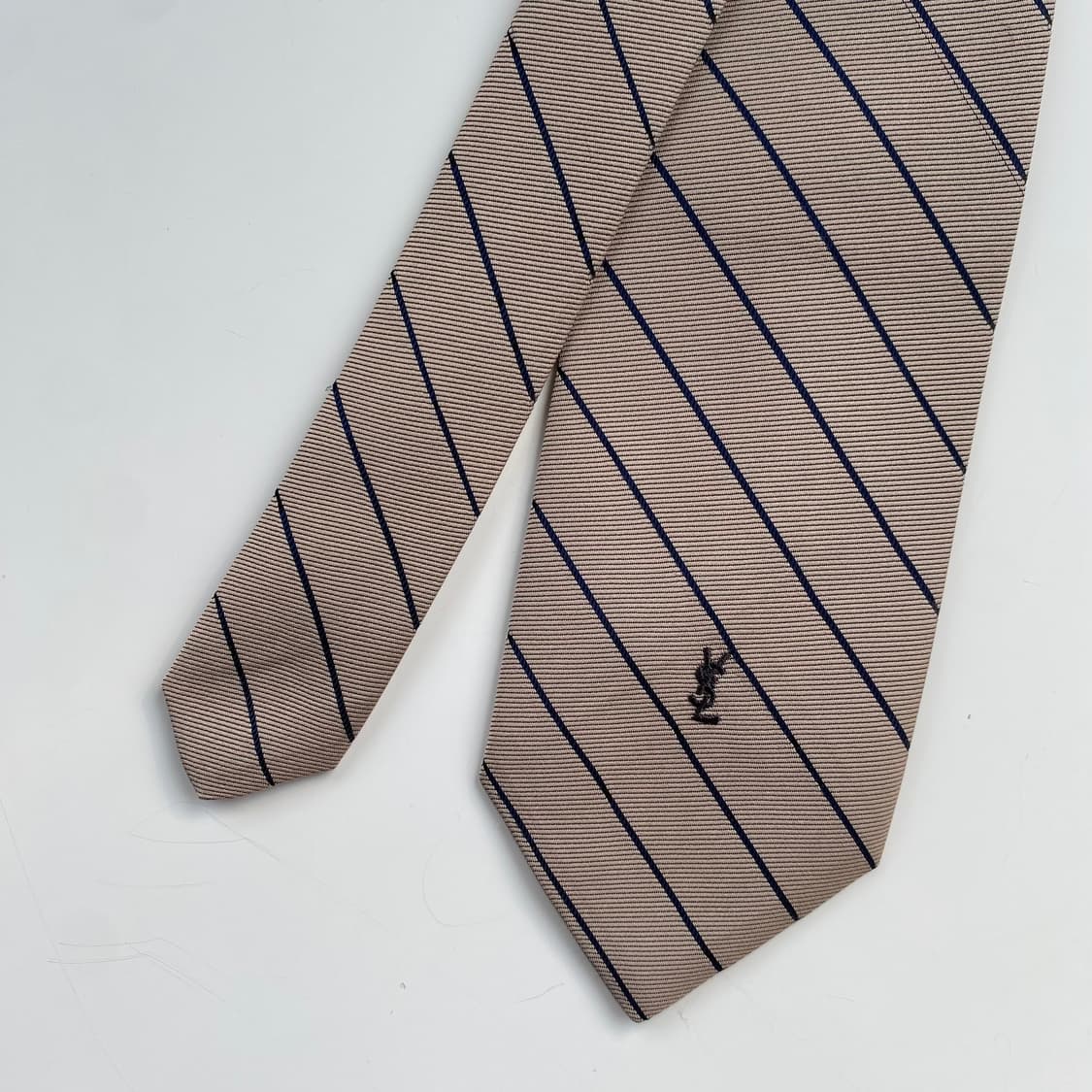 입생로랑 (YSL)심플로고 정품 명품 넥타이 상품이미지1