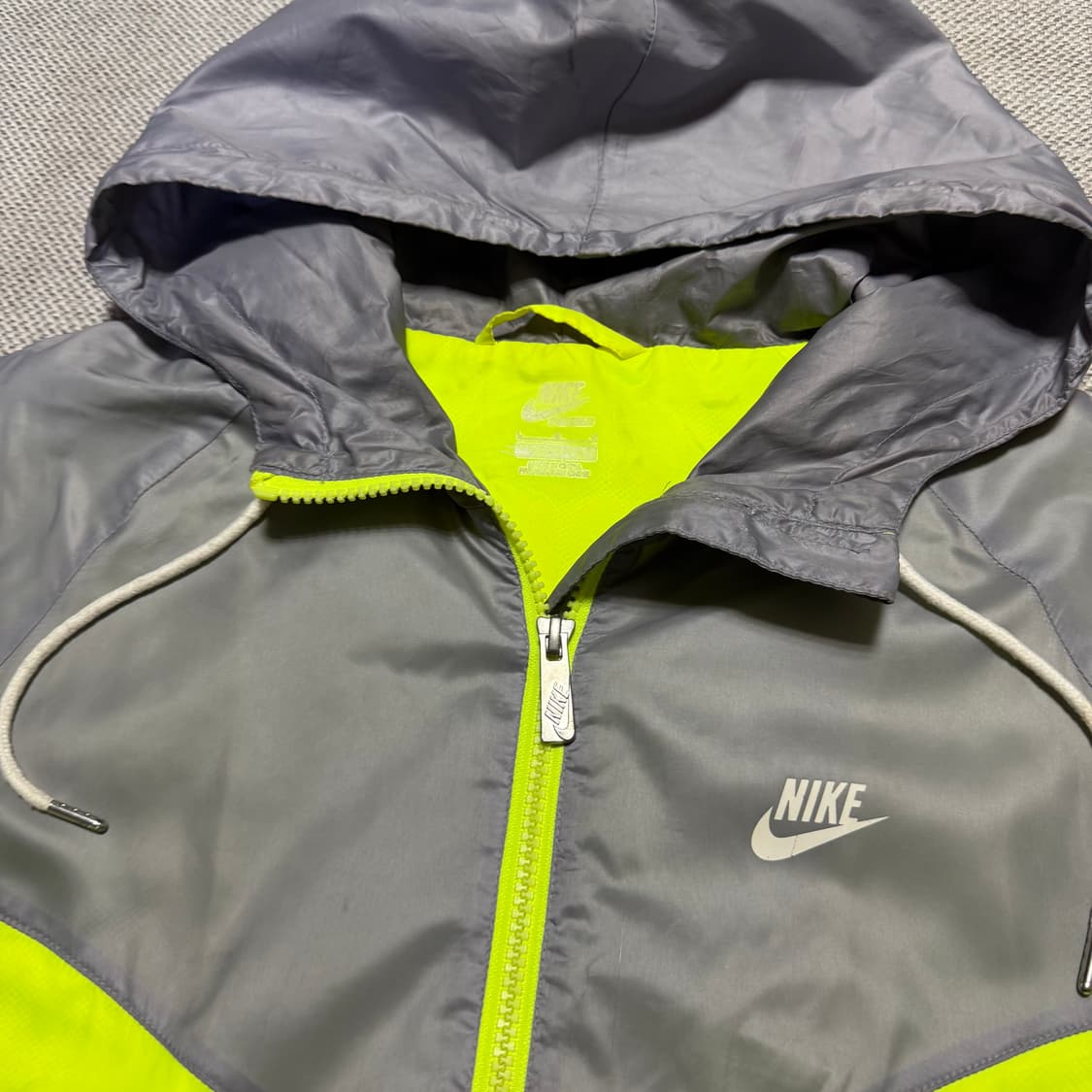 나이키 윈드러너 바람막이 상품이미지2