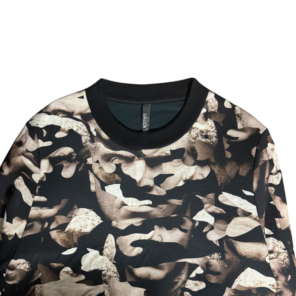 닐바렛 패턴 스웻셔츠 상품이미지2