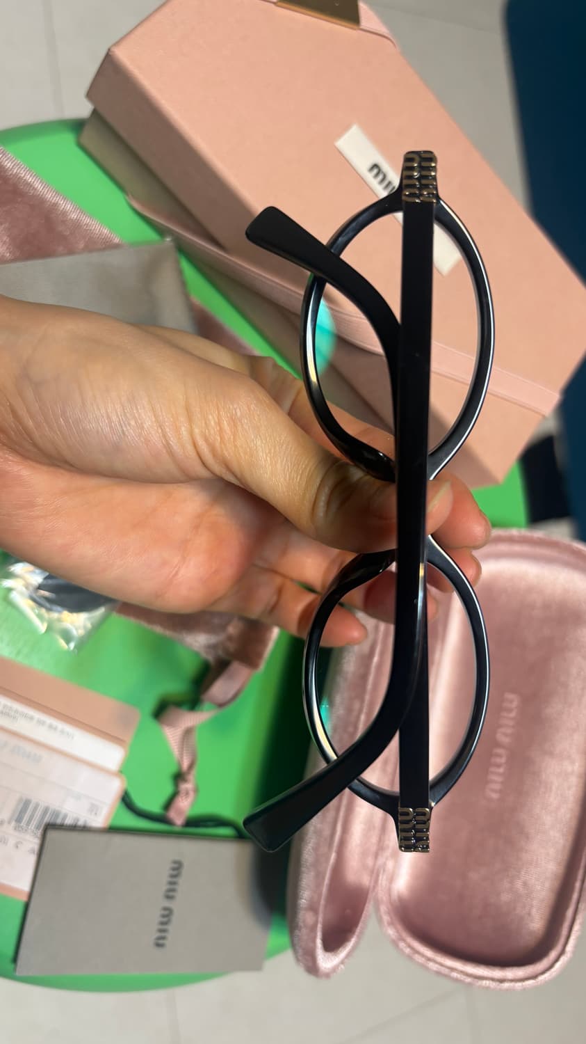 미우미우 안경(선글라스 렌즈 포함)리가드 블랙 상품이미지2