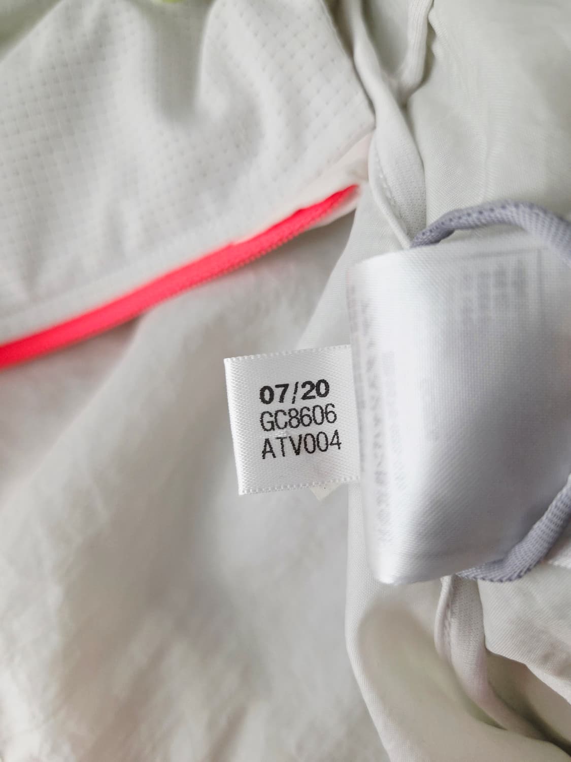 아디다스(Adidas) 어댑트 아노락 바람막이 상품이미지9