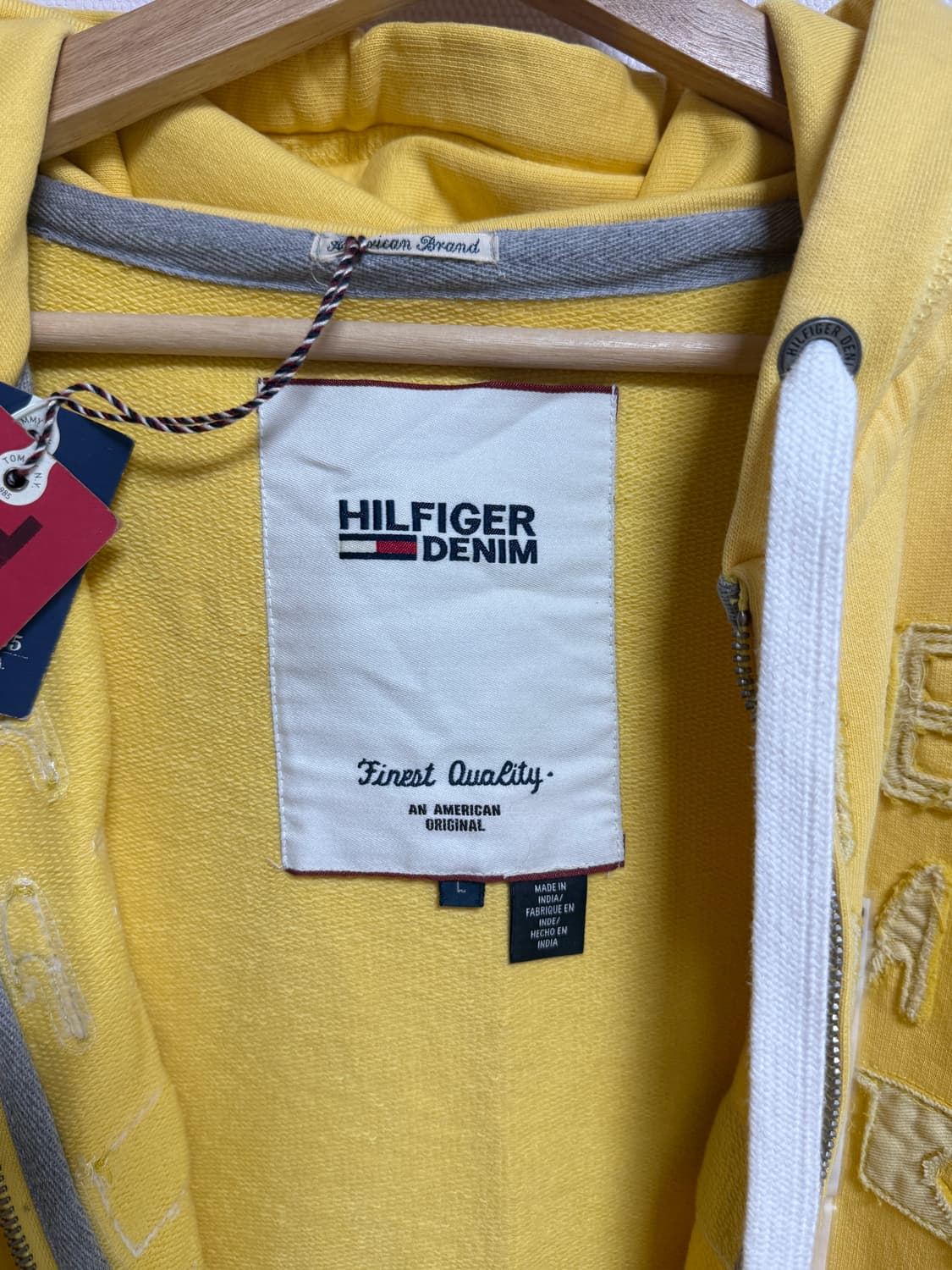 타미 힐피거 y2k 스펠 로고 집업 후드티 (택째 새상품) 상품이미지4