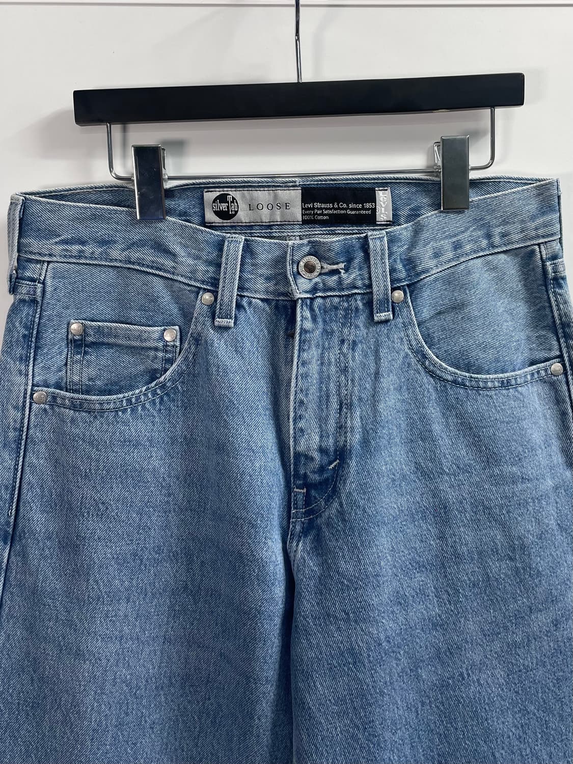 리바이스 실버탭 루즈핏 연청바지 (onp.47)   상품이미지3