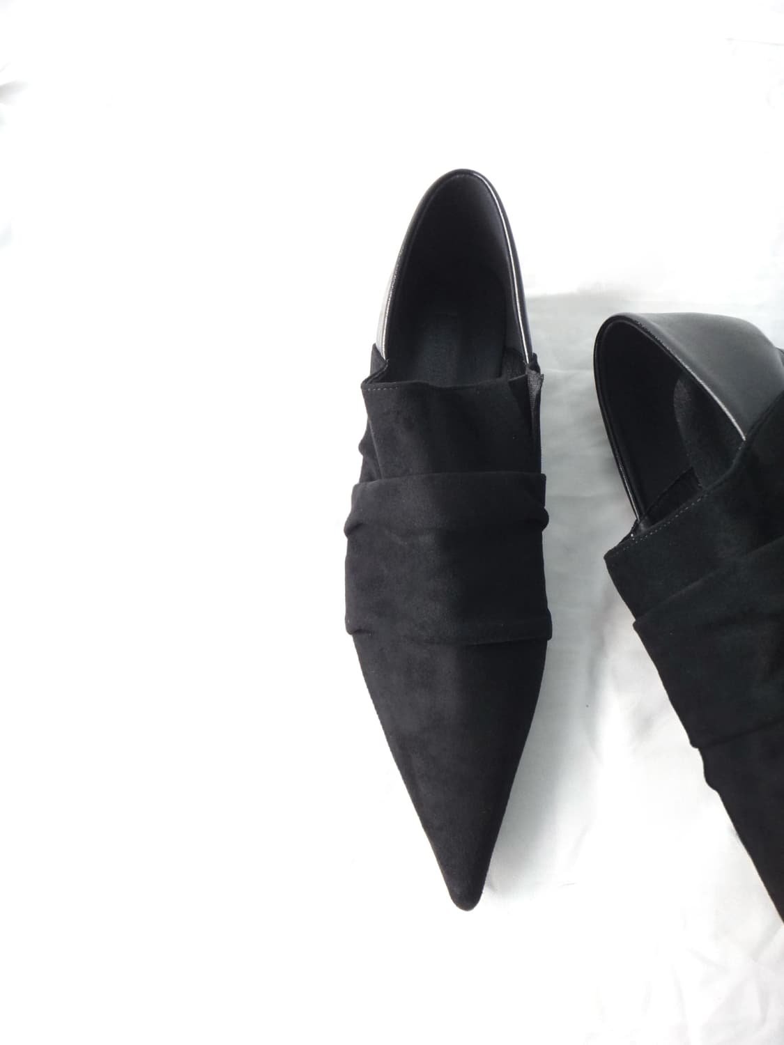 Sharp shirring leather mix toe shoes 상품이미지4