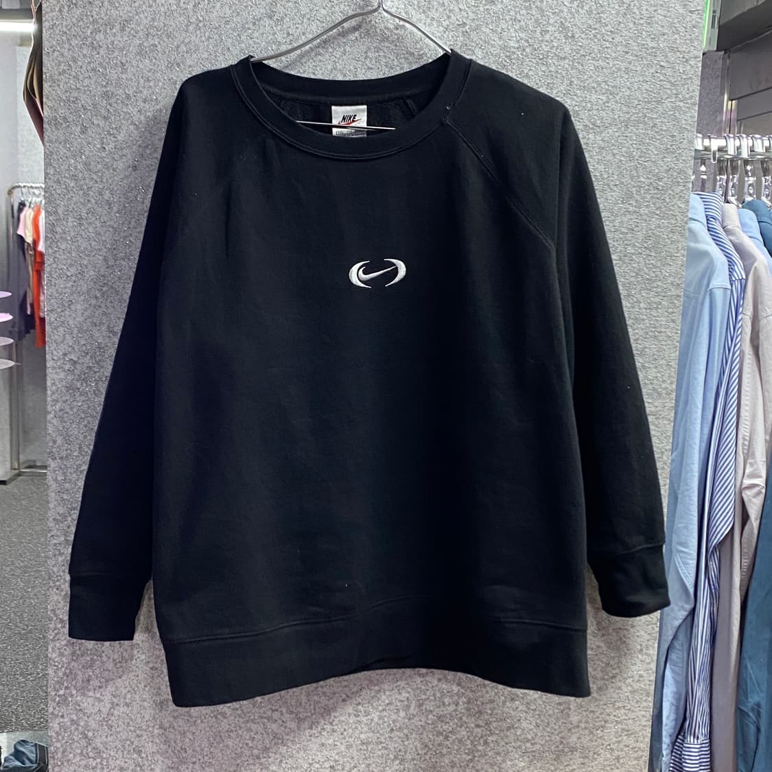 나이키 미들스우시 블랙 스웻셔츠 B3145 상품이미지2