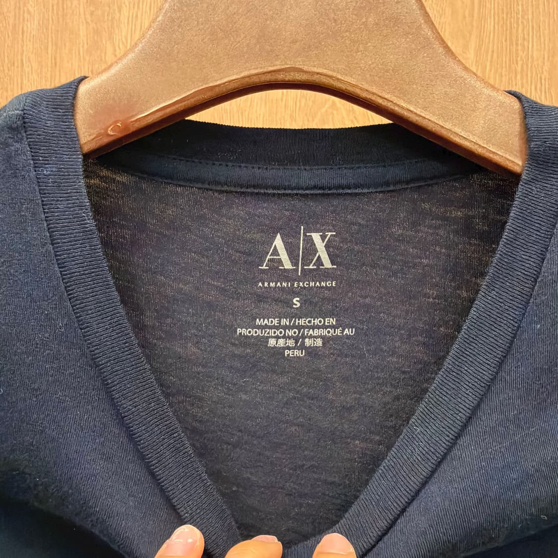 아르마니 익스체인지 캡소매 티셔츠 로고 큐빅 장식 디테일 슬림핏 네이비 상품이미지7