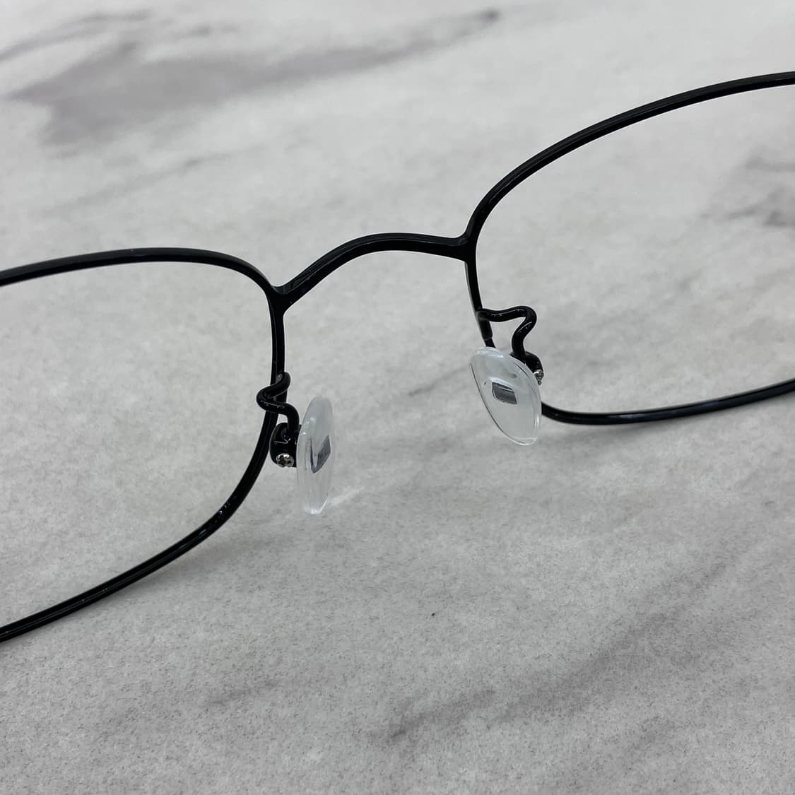 C55 PBL 블랙 소프트 스퀘어 역산각 메탈테 안경 상품이미지4
