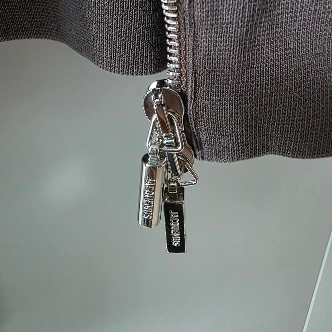 자크뮈스 후드집업 다크브라운 L 상품이미지4