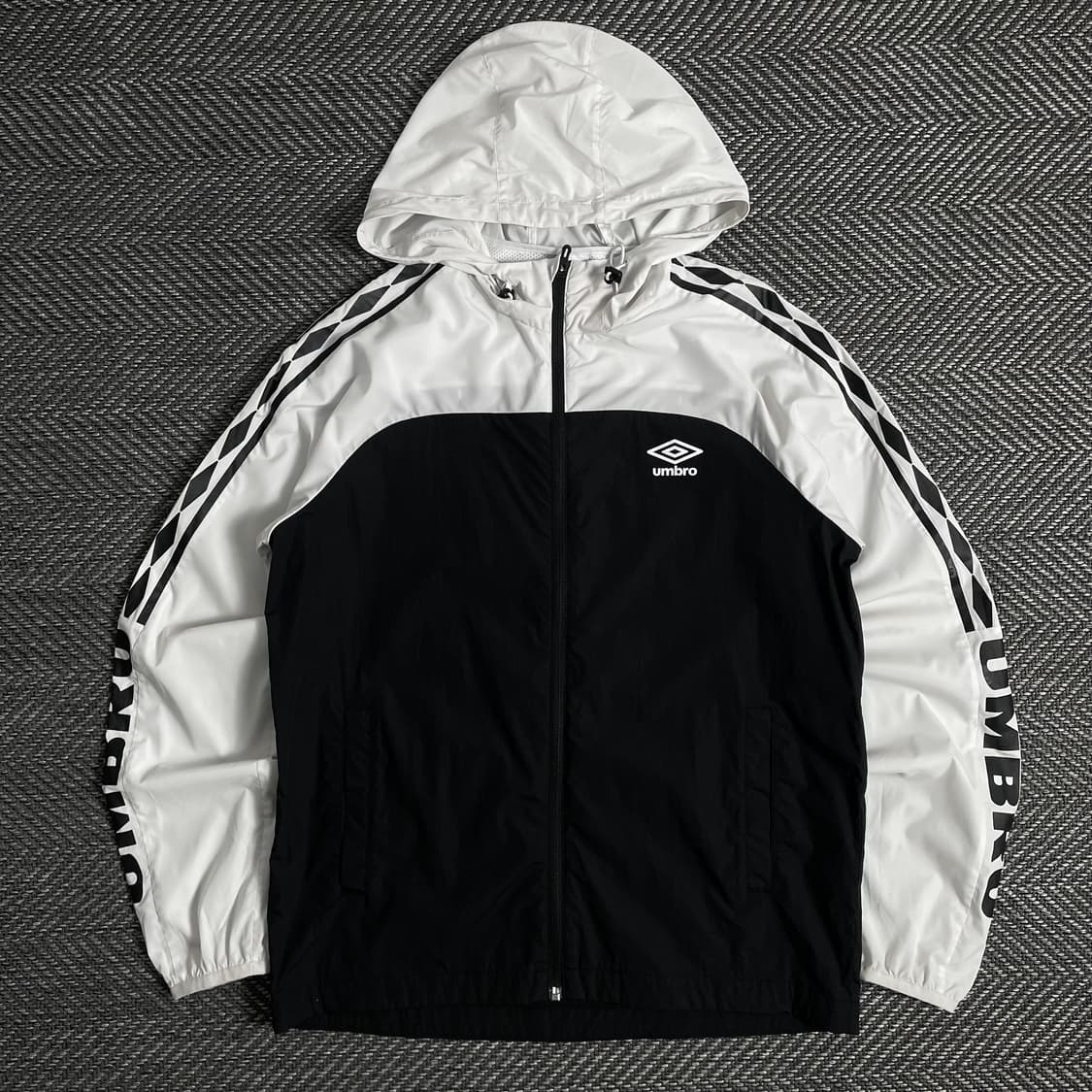 엄브로 스펠아웃 트랙 바람막이 자켓o 2835 상품이미지1