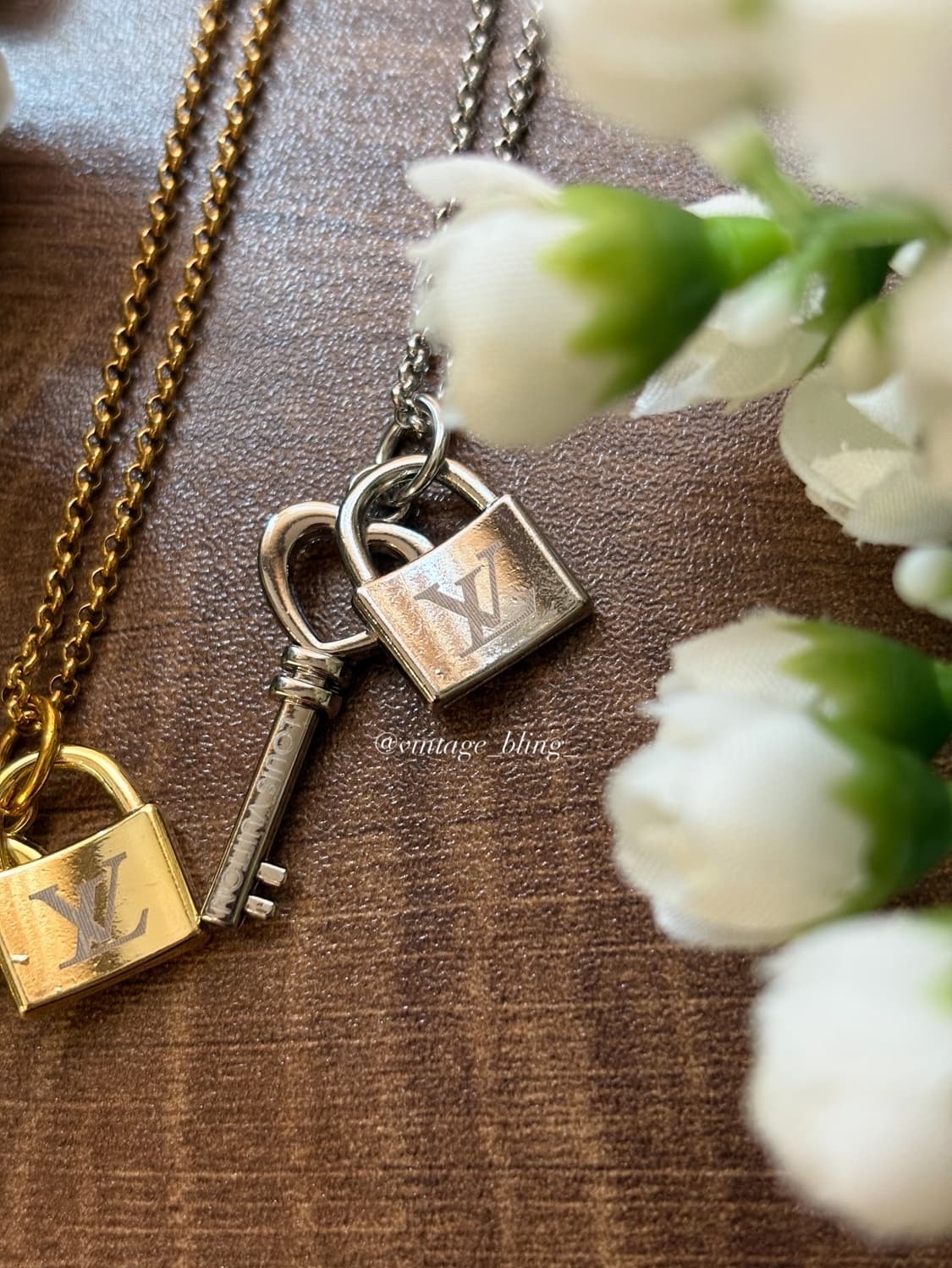 루이비통 패드락 하트 키 목걸이 상품이미지2