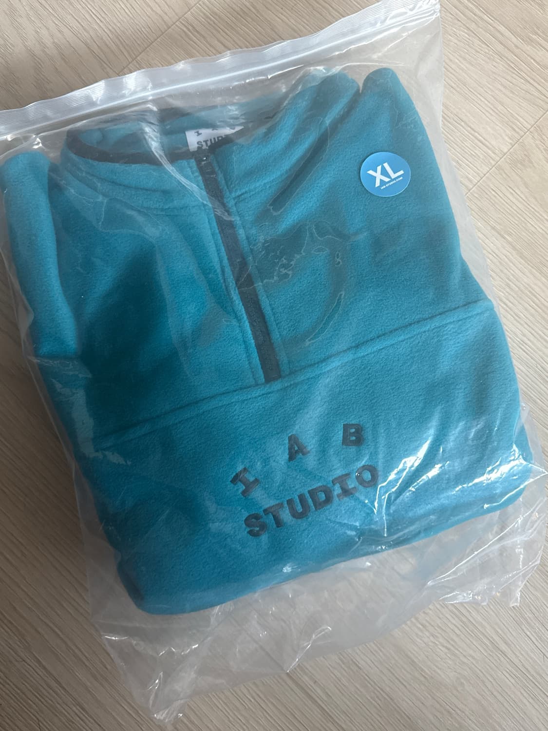 XL 아이앱스튜디오 후리스 새상품 상품이미지1