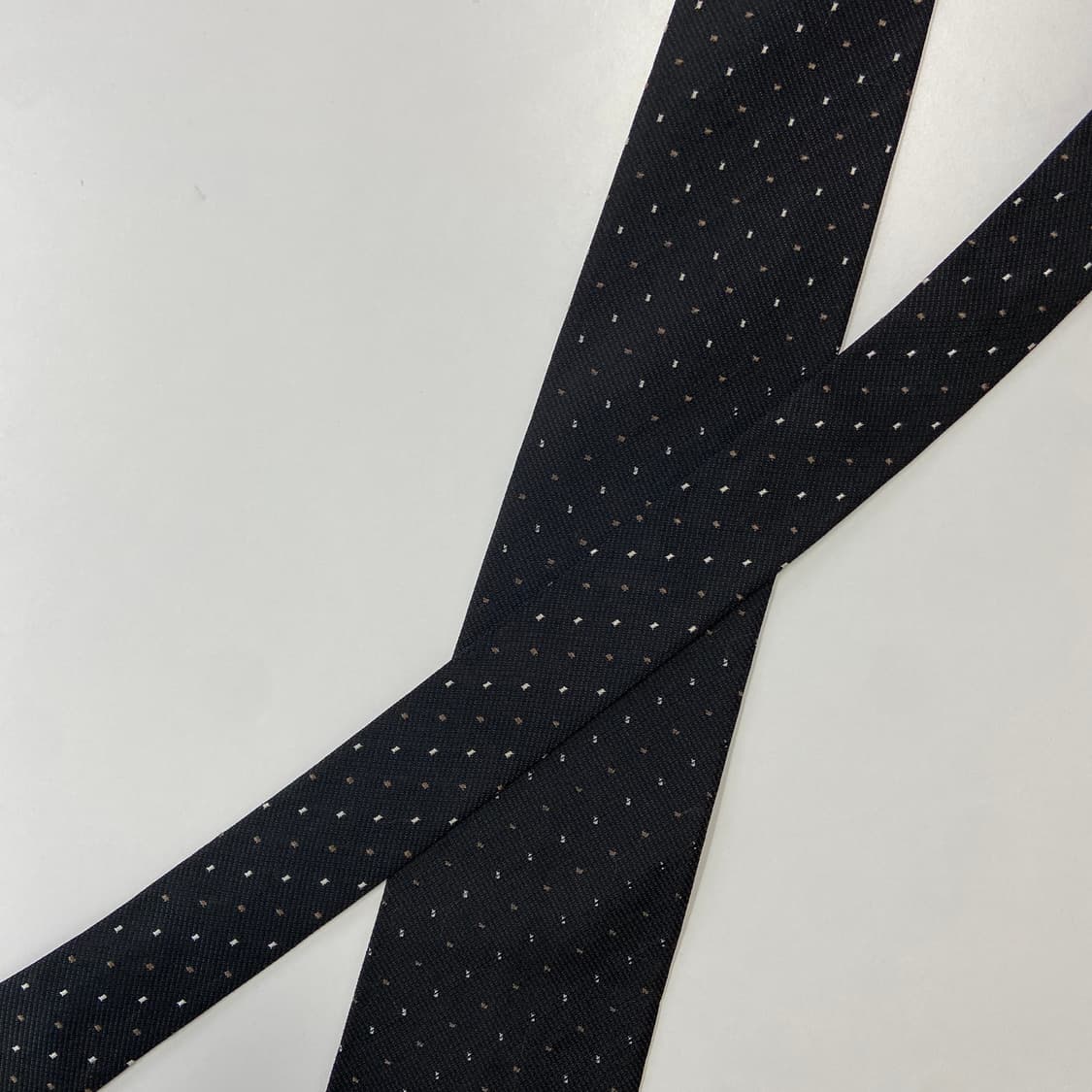  DKNY 명품 정품 블랙 넥타이 8.3cm 상품이미지5