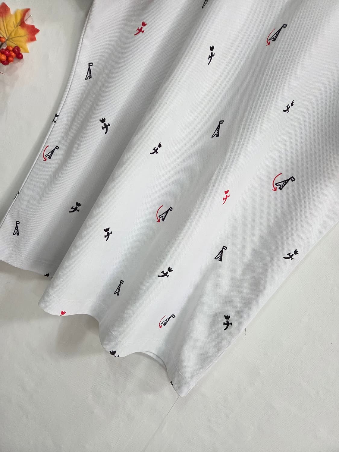 까스텔바작 화이트 패턴 반팔 카라티 L-32000 상품이미지3