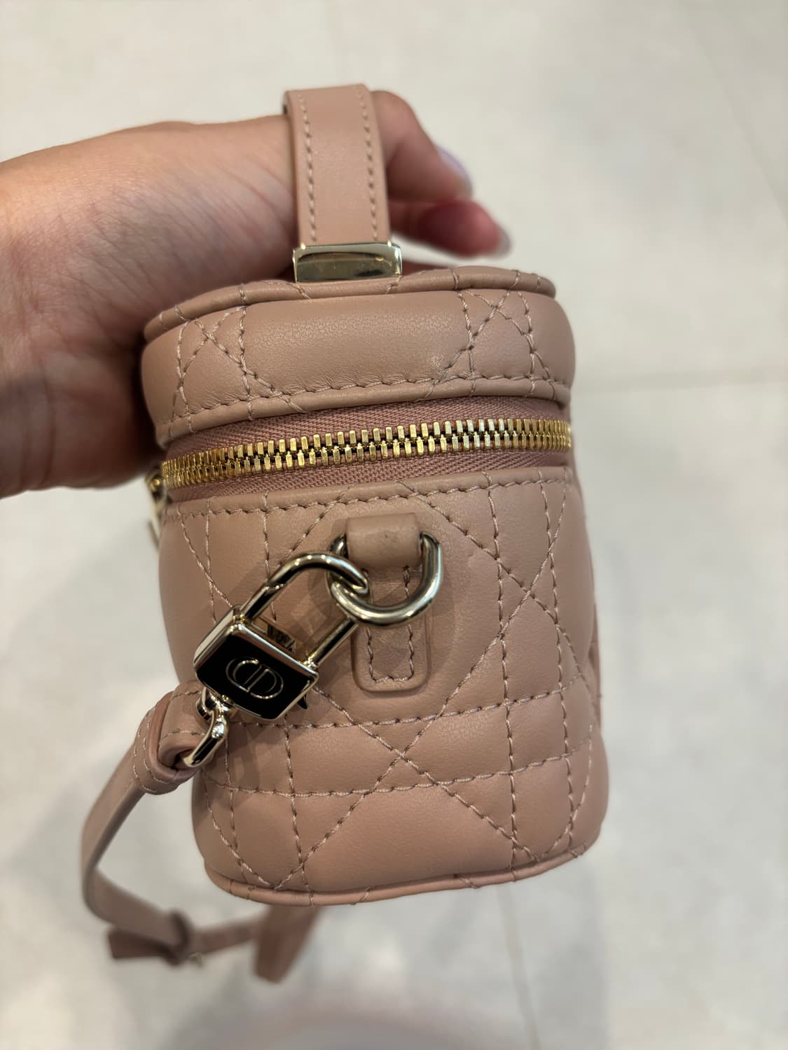 디올 마이크로 베니티 로즈드방 뉴버전 (2025.02 구매) 상품이미지8