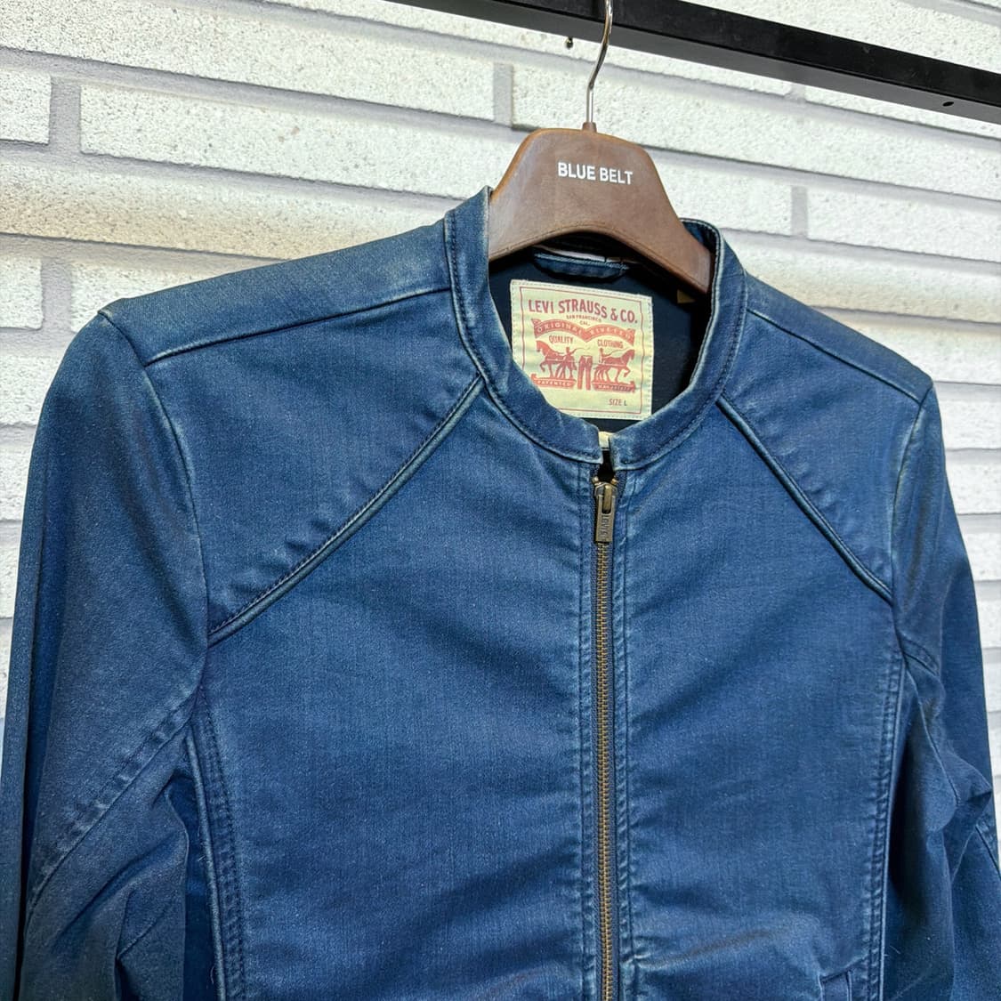 리바이스 데님 바이커 자켓 라인절개 소매지퍼 디테일 인디고블루 상품이미지4