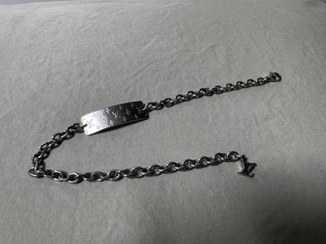 루이비통 모노그램 볼드 브레이슬릿 팔찌 상품이미지1