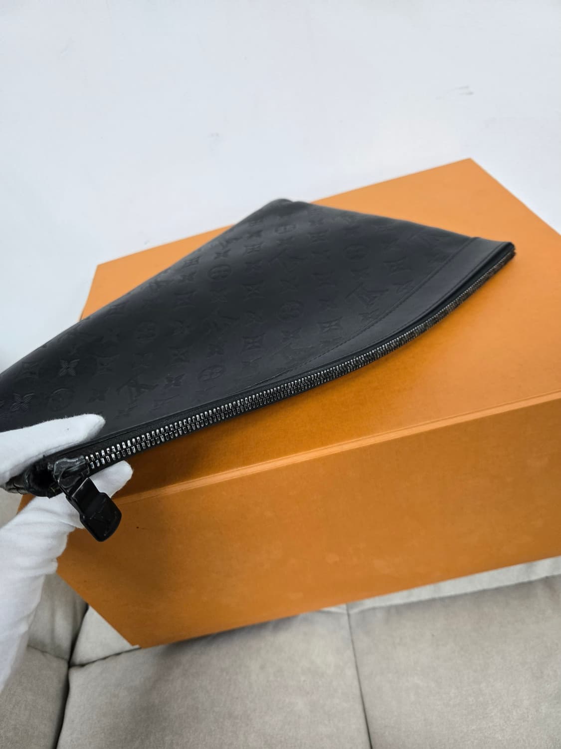 [보증서 정품] 루이비통 포쉐트 쉐도우 클러치백 상품이미지5