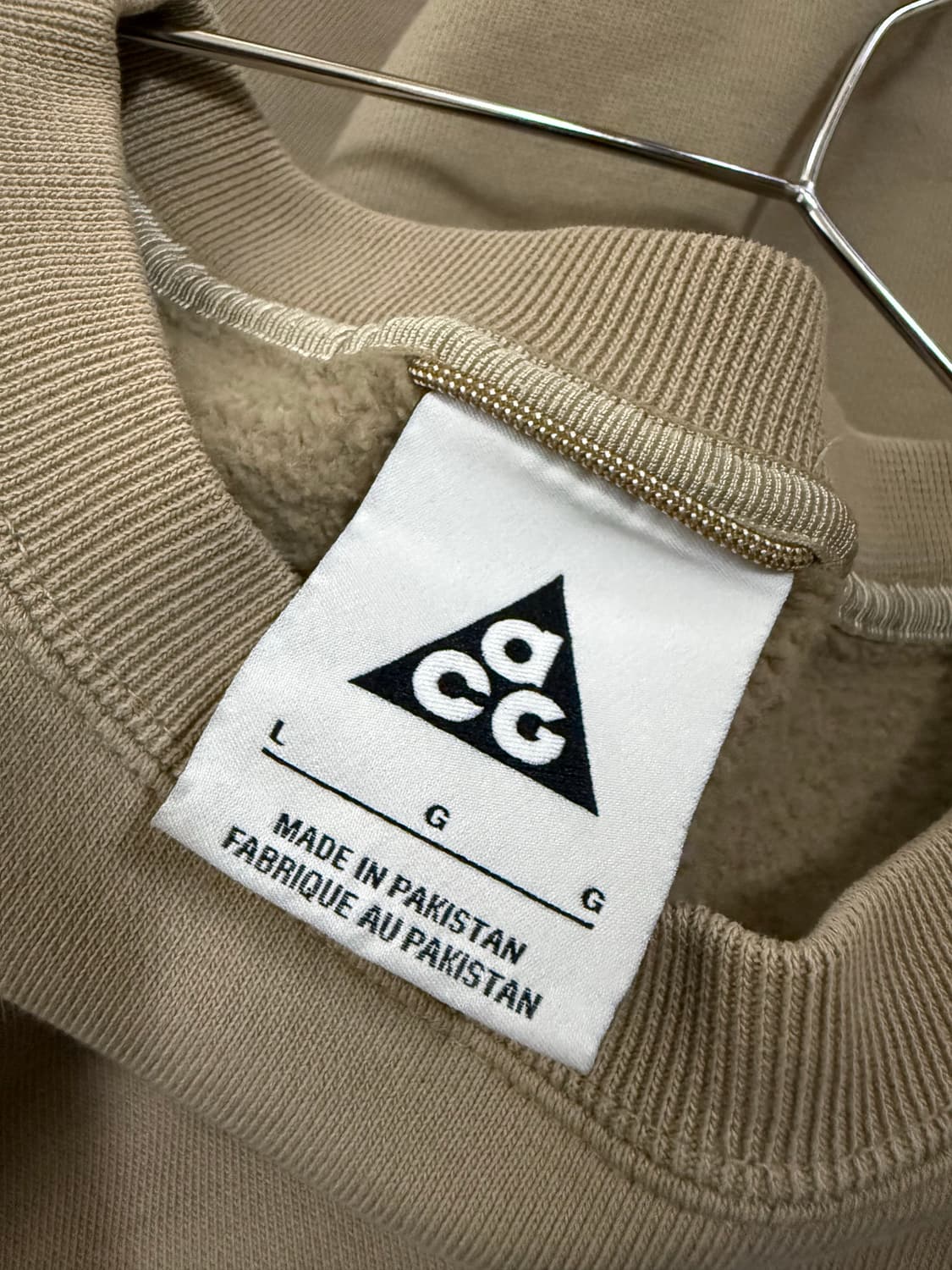 나이키 ACG 포켓 맨투맨 티셔츠 카키 상품이미지5