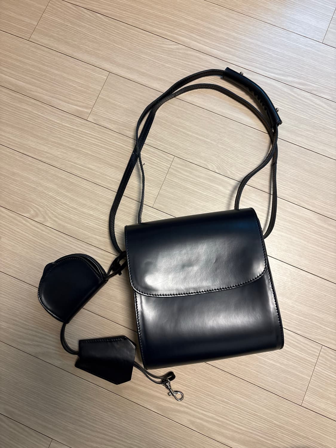 마르케스 알메이다 레더 사첼백  상품이미지1