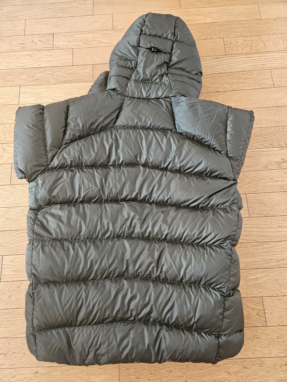 파타고니아 피츠로이 다운 패딩 올리브 xl 상품이미지7